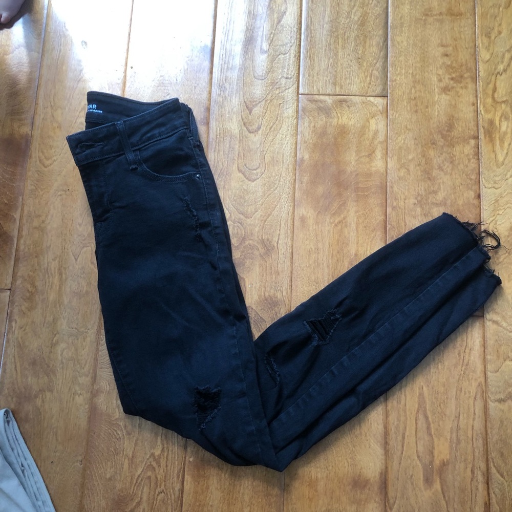 Black ripped jeans